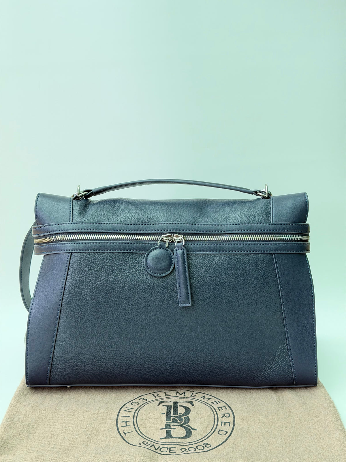 Lucia Satchel