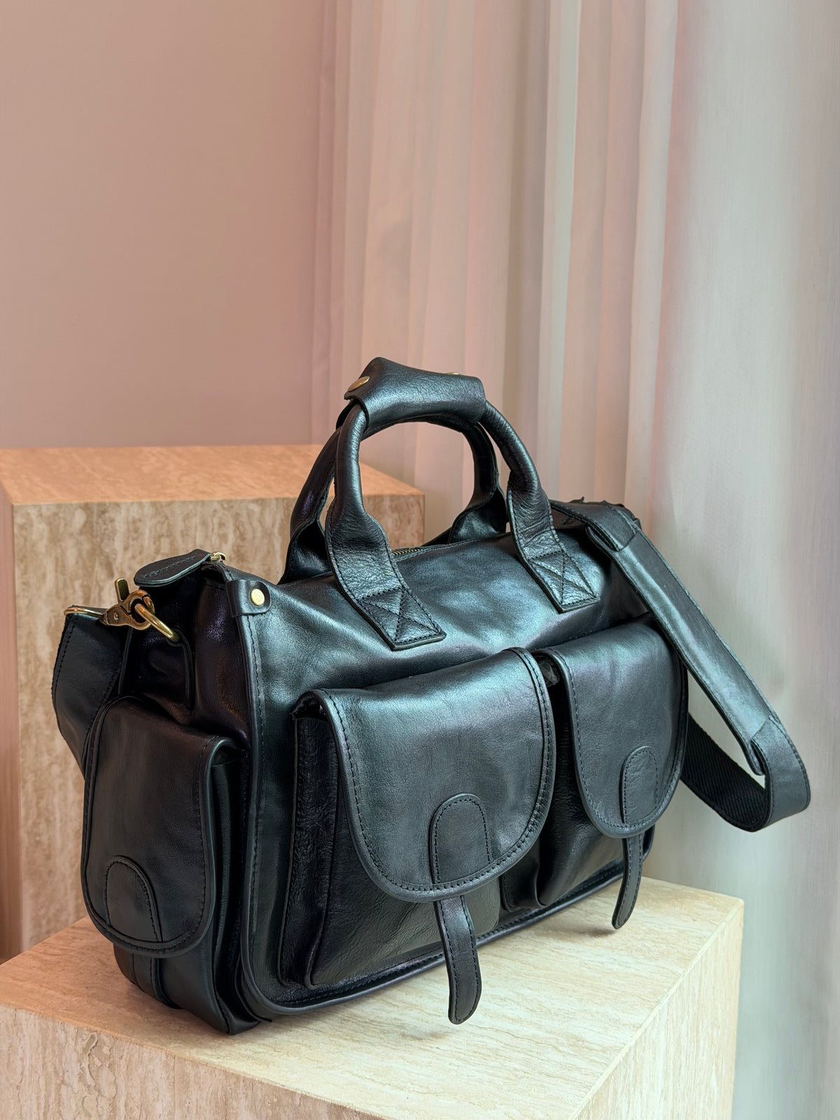 Seve Messenger Bag