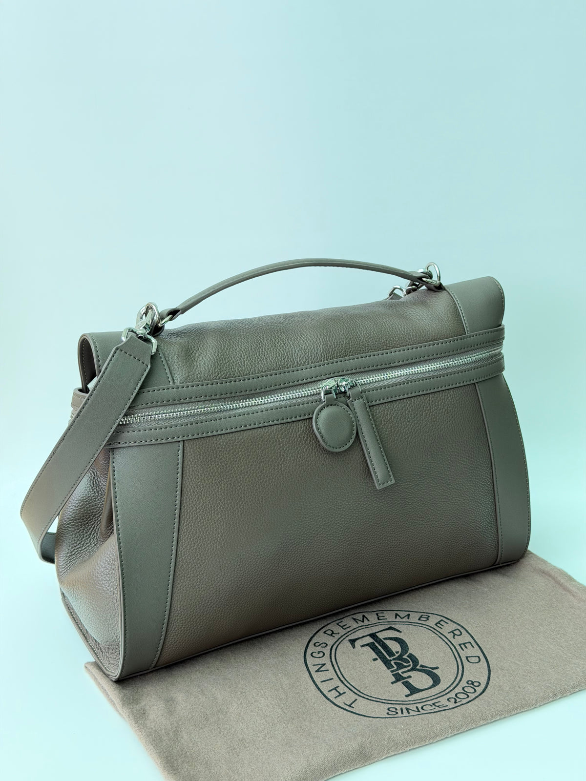 Lucia Satchel