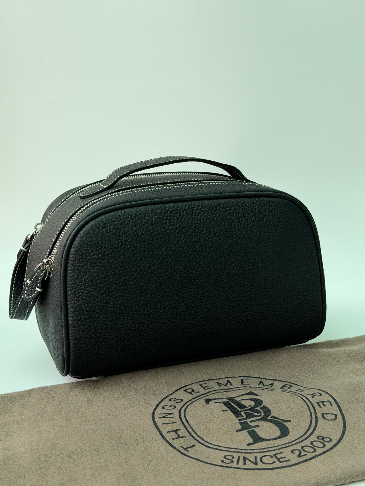 Essential Classic Wash Bag