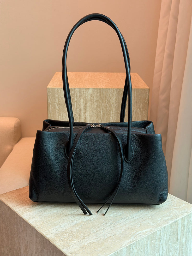 The London Tote — Handcrafted Italian Full-Grain Leather Bag