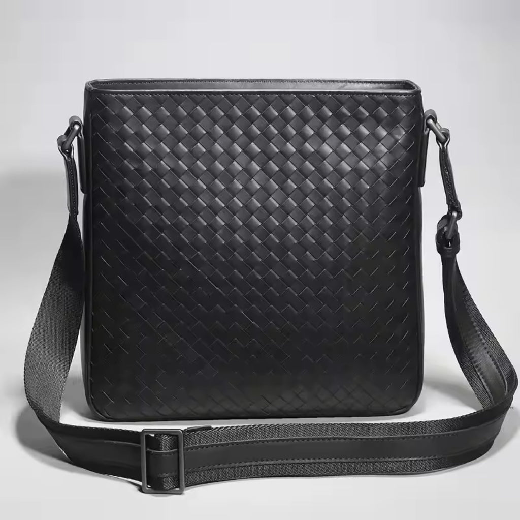 Mckenzie Messenger Bag
