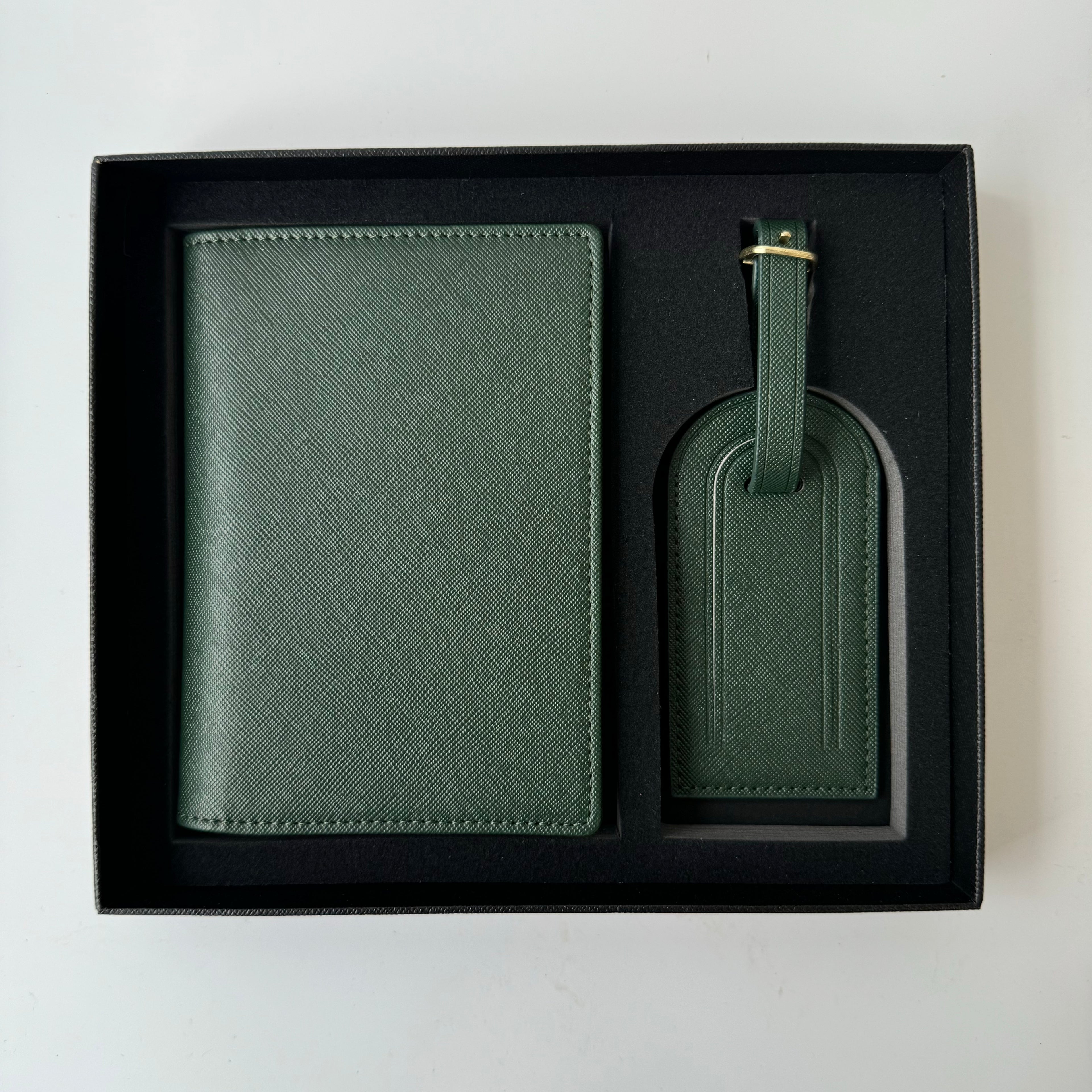 Passport holder and Luggage Tag Gift Set