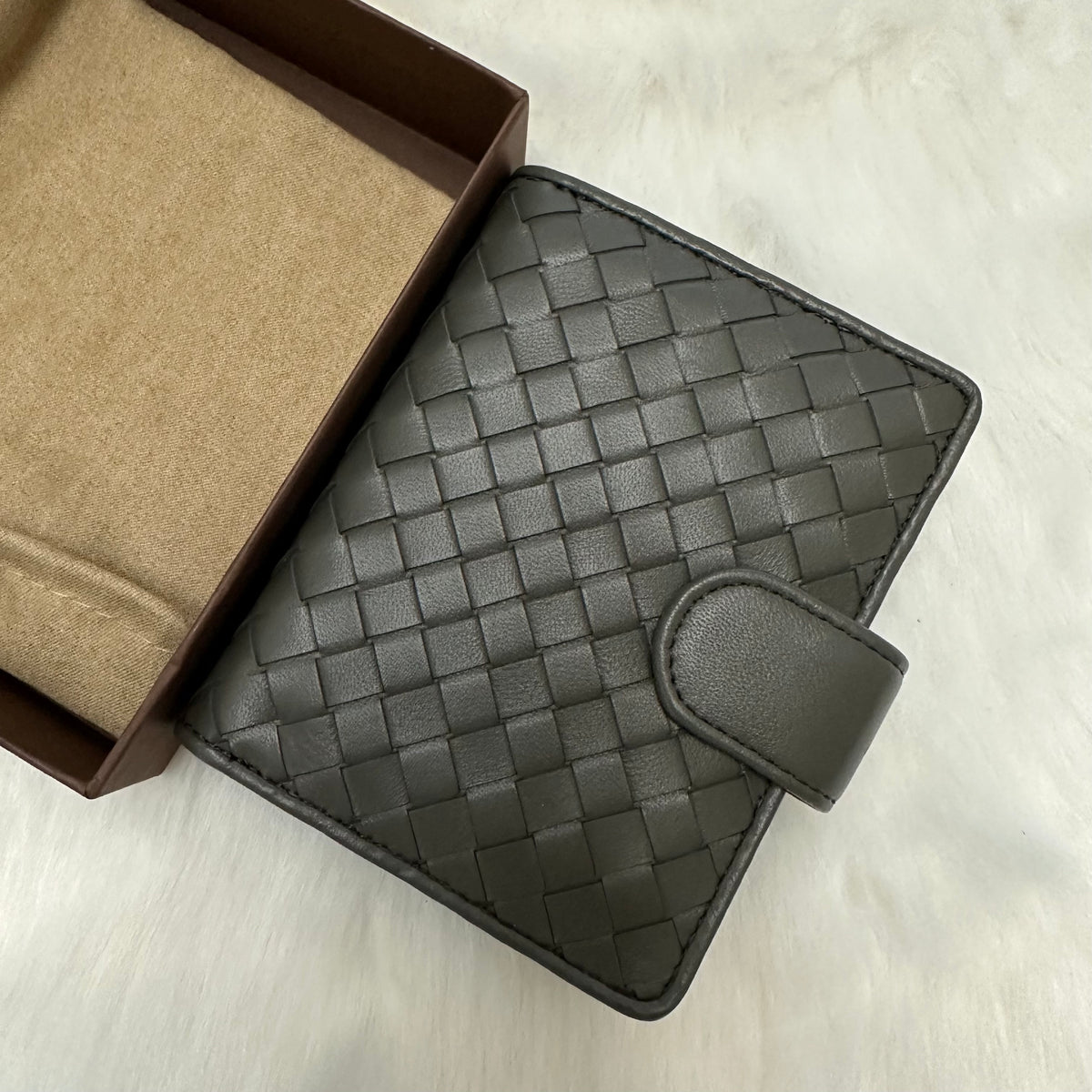 McKenzie Short Handwoven Wallet
